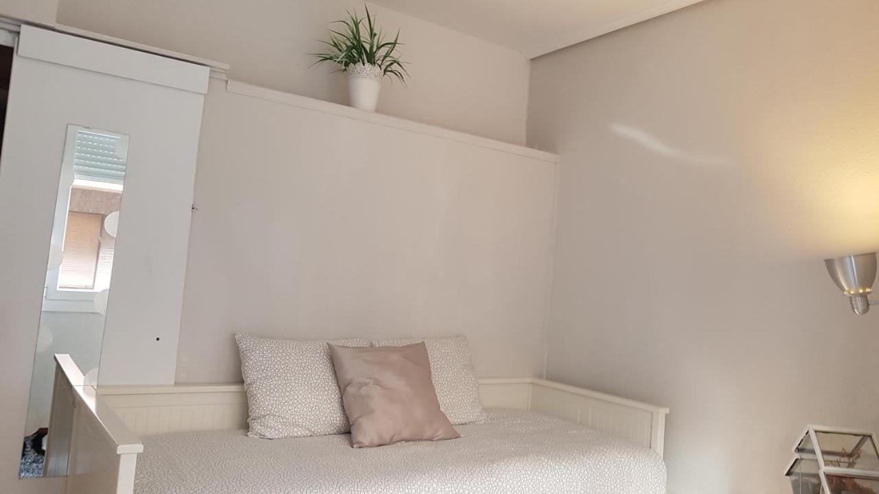 Apartamento Costa Vasca Las Arenas Getxo Extérieur photo